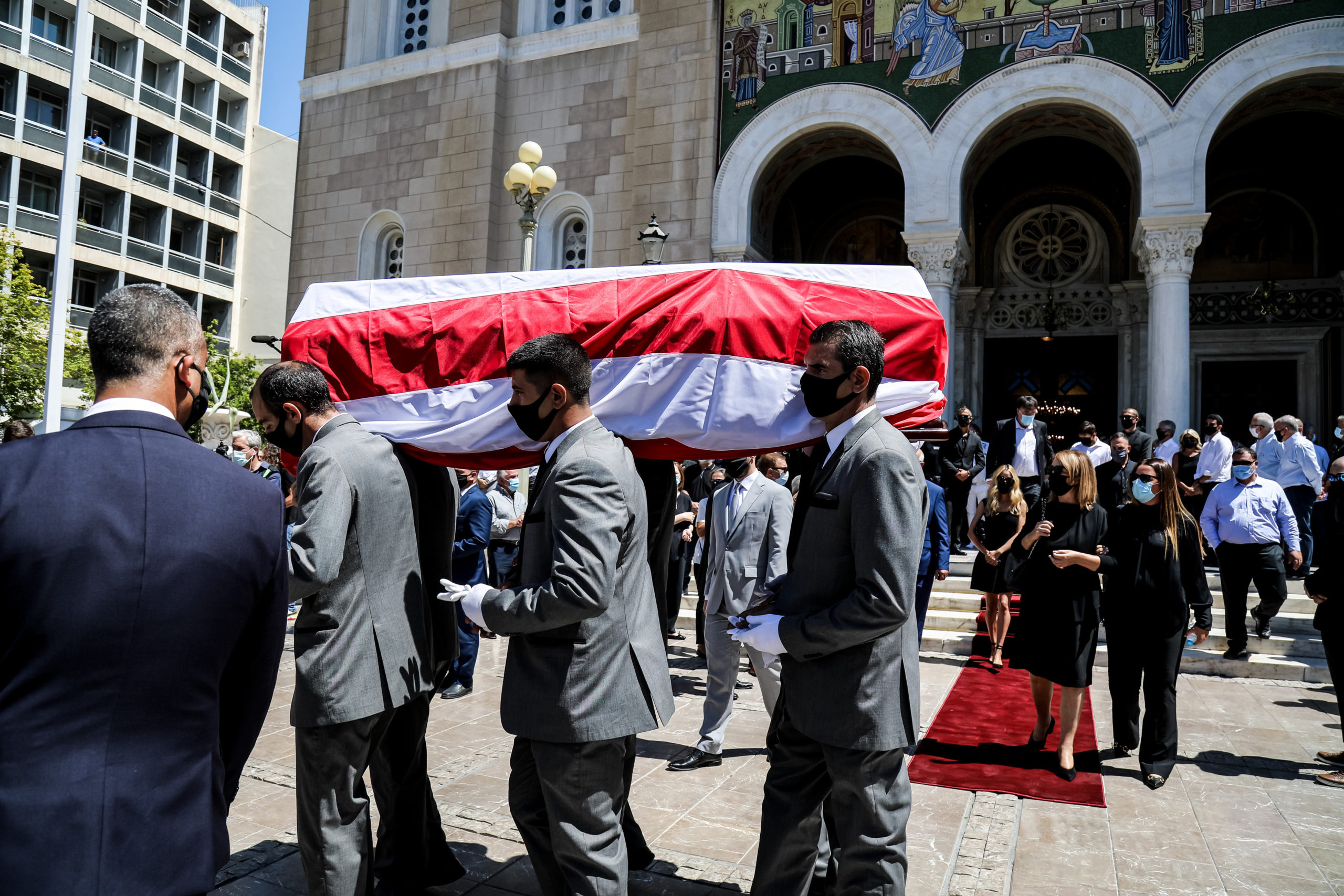 Το τελευταίο αντίο στον Σάββα Θεοδωρίδη-Ποιοι παρευρέθηκαν στην κηδεία