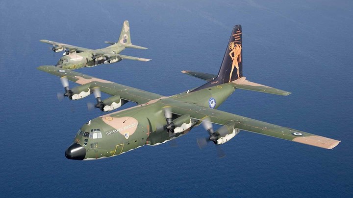 Σε ετοιμότητα C-130 με ομάδα της ΕΜΑΚ - Αναχωρεί για Βηρυτό
