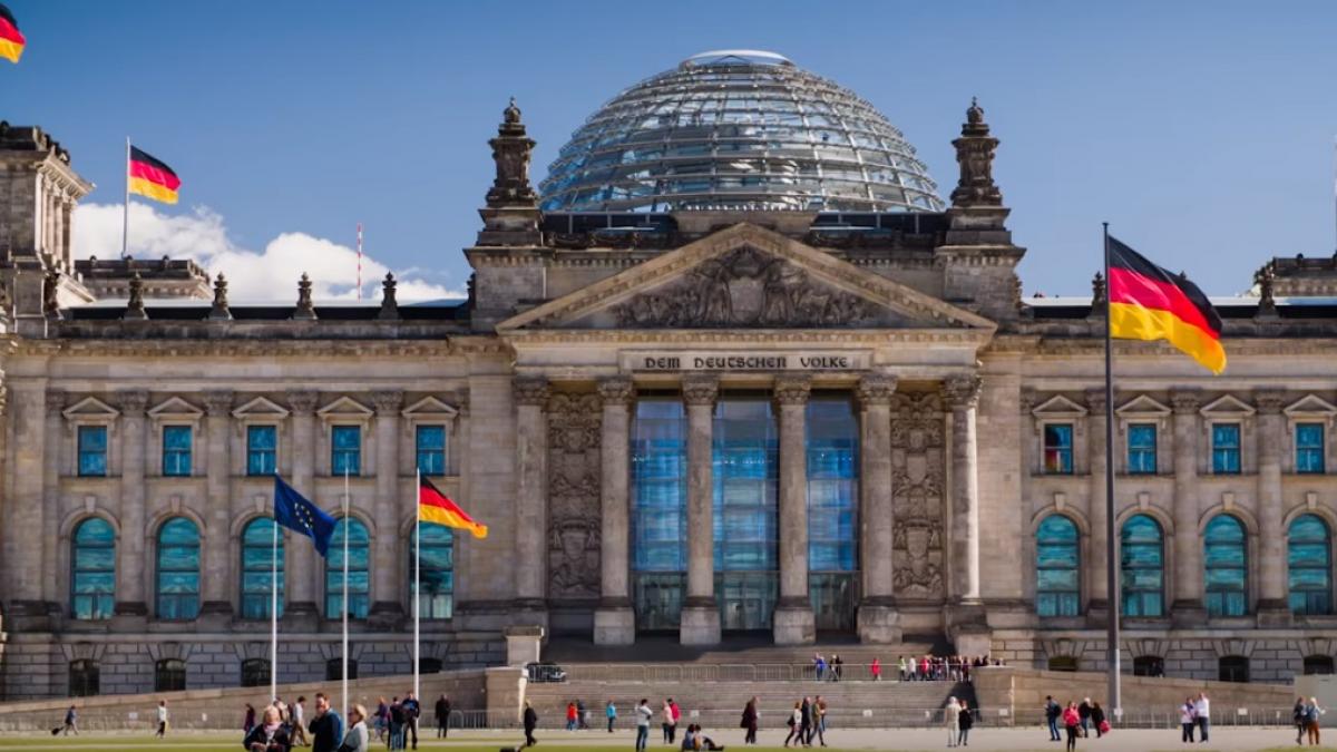 Γερμανία: Γενικό lockdown για ανεμβολίαστους αποφάσισαν ομοσπονδία και κρατίδια