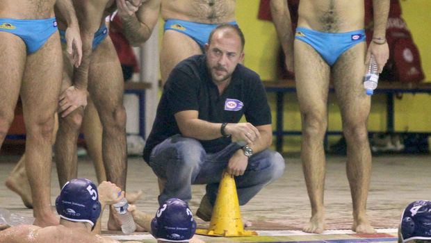 Θρήνος στο πόλο: Νεκρός σε τροχαίο στην παραλιακή ο προπονητής Αλέξης Σταϊκόπουλος!