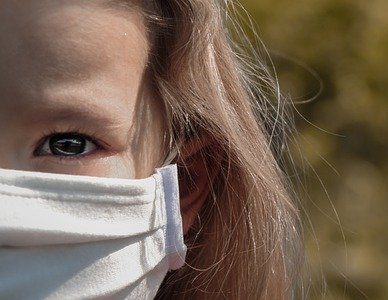 Ελληνική Παιδοπνευμονολογική Εταιρεία: Πως χρησιμοποιείται η μάσκα στο σχολεία και απαντήσεις σε κρίσιμες ερωτήσεις