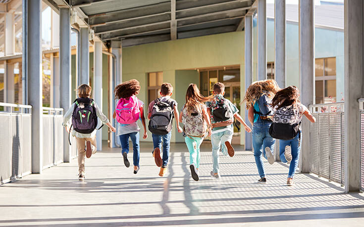 Άνοιγμα σχολείων: Τα μέτρα για την επιστροφή μαθητών γυμνασίων - λυκείων στις τάξεις