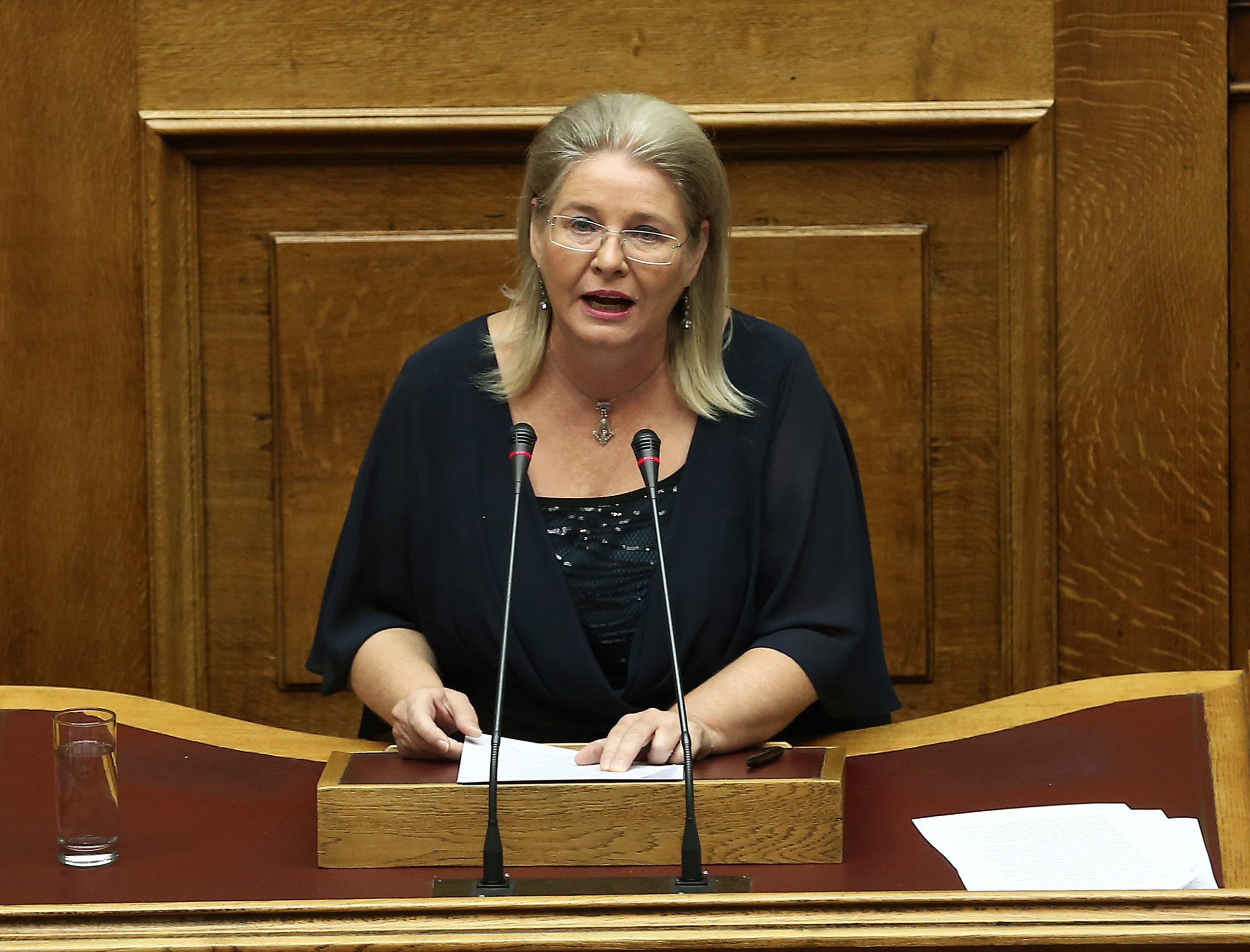 Βουλή-Ζαρούλια: Επιτέλους ανακλήθηκε ο διορισμός της που δεν έπρεπε να γίνει ποτέ