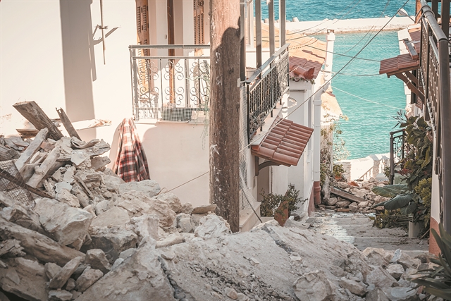 Λέκκας: Ξύπνησε το ρήγμα της Ανατολίας, μετά τον σεισμό σε Σάμο- 10.000 επικίνδυνες κατασκευές στην Ελλάδα