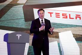 Ο Elon Musk προσπάθησε να πουλήσει την Tesla στην Apple