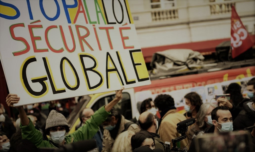 Γαλλία: Διαδήλωση ενάντια σε Νομοσχέδιο που απαγορεύει την δημοσιοποίηση φωτογραφιών αστυνομικών