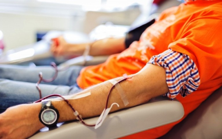 Έκκληση για αίμα από τα νοσοκομεία:  Η διαδικασία και το SMS στο 13033