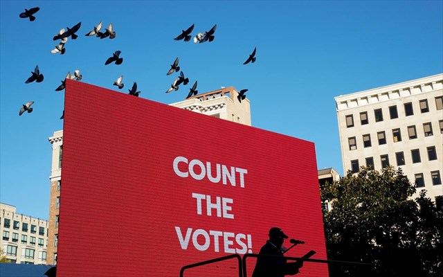 Εκλογές ΗΠΑ: Η αγωνία έχει χτυπήσει κόκκινο