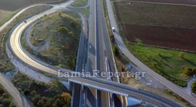 Εθνική Οδός Αθηνών-Λαμίας: Πιο άδεια από κίνηση δεν γίνεται! (βίντεο-drone)