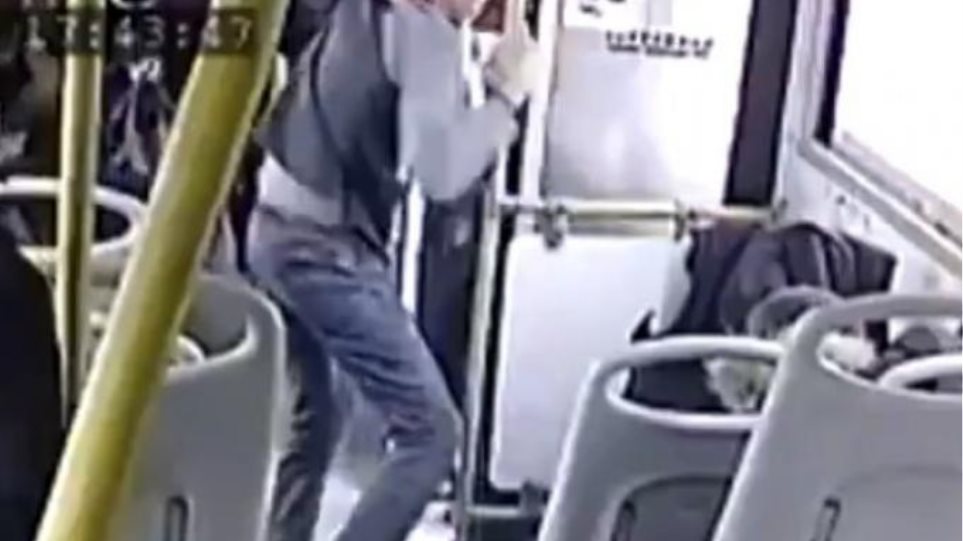Ρωσία: Σκότωσε συνεπιβάτη του στο λεωφορείο επειδή του... ζήτησε να φορέσει μάσκα!