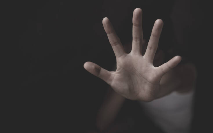 Η βία κατά των γυναικών είναι ανδρικό θέμα- 16 άνδρες καταθέτουν την άποψή τους για την κακοποίηση κατά των γυναικών