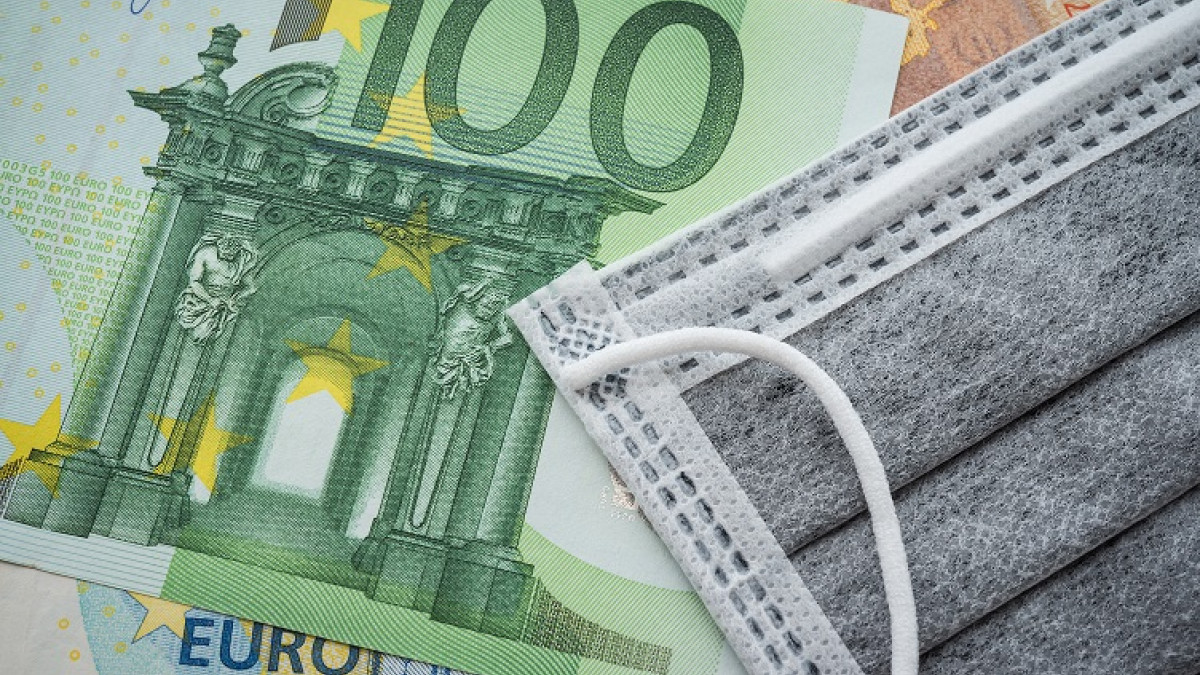 Καταβάλλεται σήμερα το έκτακτο βοήθημα των 150 ευρώ: Ποιοι θα το λάβουν – Όλες οι πληρωμές της εβδομάδας