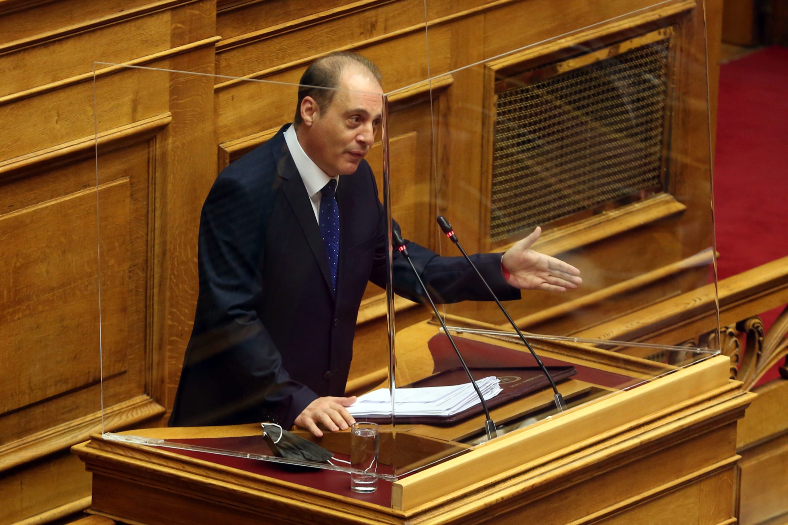 Βουλή: Άρση ασυλίας του Κυρ.Βελόπουλου αποφάσισε η Ολομέλεια με 263 ψήφους υπέρ έναντι 9 κατά