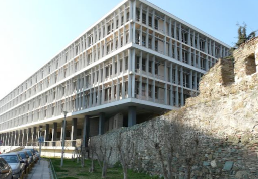 Θεσσαλονίκη: Τη λειτουργία ιατρείου στα δικαστήρια χρηματοδοτεί ο ΔΣΘ
