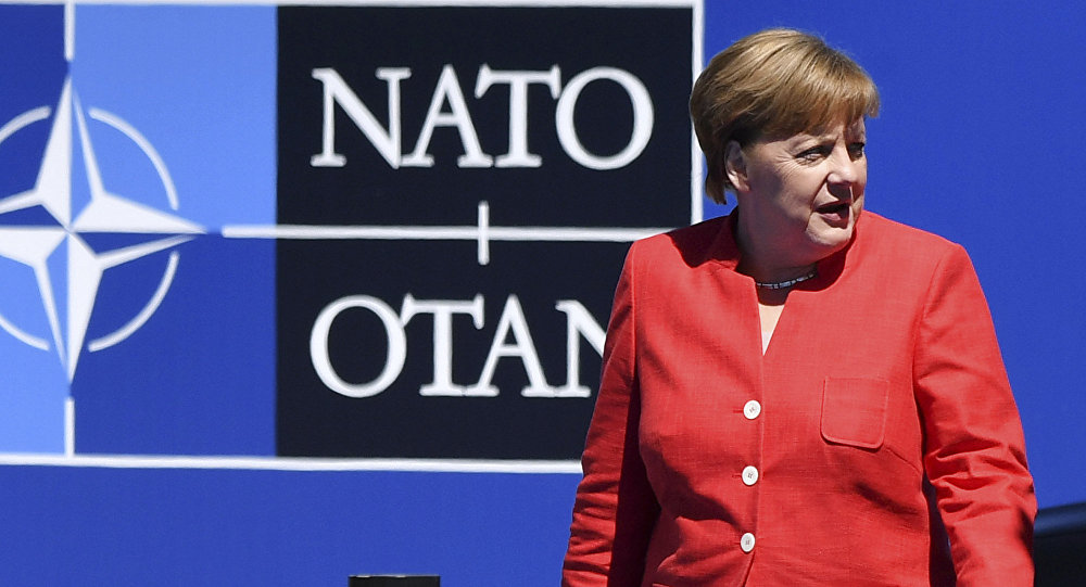 Η Μέρκελ ρίχνει το μπαλάκι στο ΝΑΤΟ για τις εξαγωγές όπλων στην Τουρκία