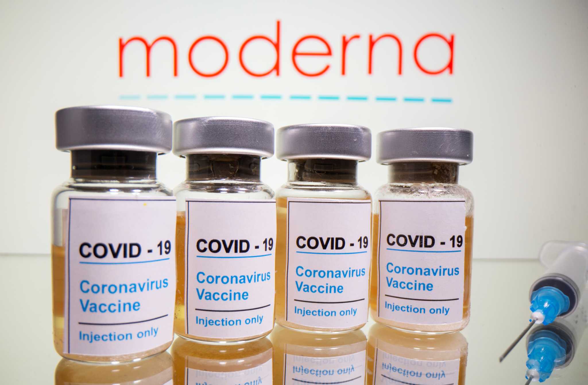 Moderna: Το εμβόλιo μας παρέχει ανοσία τουλάχιστον για ένα χρόνο