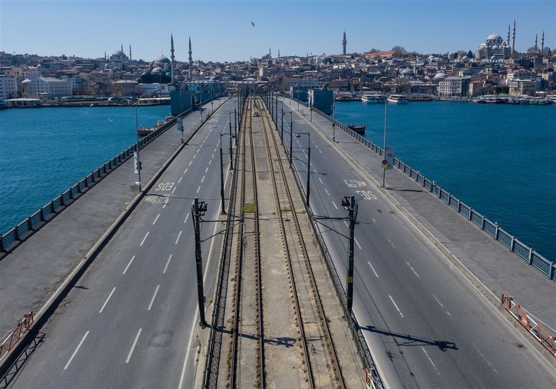 Η Τουρκία μπήκε σε καραντίνα για όλο το Σαββατοκύριακο