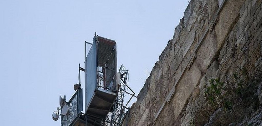 Το νέο αναβατόριο του ιερού βράχου της Ακρόπολης θα εγκαινιάσει την Πέμπτη ο πρωθυπουργός