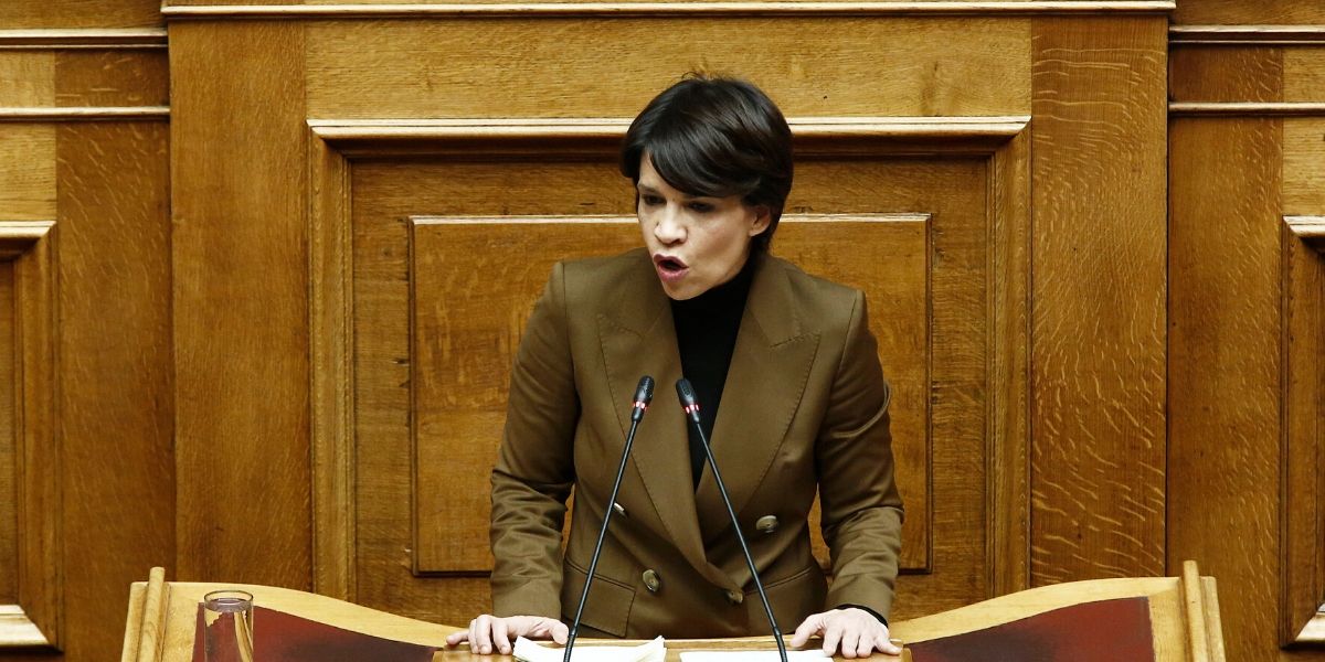 Ένταση στη Βουλή. Βουλευτής του ΣΥΡΙΖΑ αποκάλεσε «επιδειξία» τον πρωθυπουργό