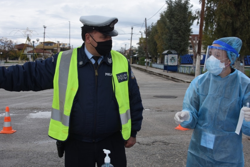 Lockdown: Το σχέδιο της κυβέρνησης για το Πάσχα και τις διαπεριφερειακές μετακινήσεις -Mεγάλο ρίσκο το άνοιγμα το Πάσχα διαμηνύει ο Παυλάκης