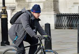 Νόμιμη η βόλτα του Μπόρις Τζόνσον με το ποδήλατο σύμφωνα με την βρετανική αστυνομία