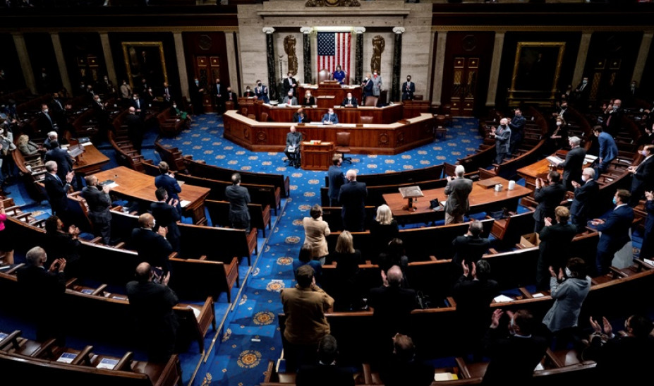 ΗΠΑ: Η Γερουσία απέτρεψε την προσπάθεια να μην κυρωθεί η νίκη Μπάιντεν στην Πενσιλβάνια