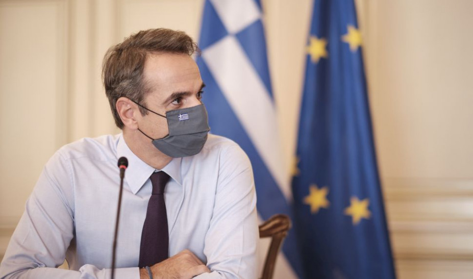 Politico: Πιστοποιητικό εμβολιασμού προτείνει ο Μητσοτάκης στην Ε.Ε.