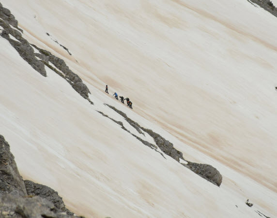 Τραγωδία στον Όλυμπο: Νεκροί οι δύο ορειβάτες που παρασύρθηκαν από χιονοστιβάδα