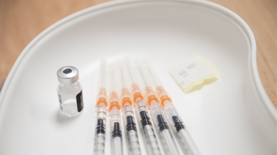 Ο ΕΜΑ δεν έχει διαπιστώσει κάποια σύνδεση των εμβολίων Pfizer και Moderna με περιπτώσεις θρομβοεμβολών