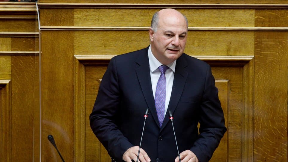 Κώστας Τσιάρας