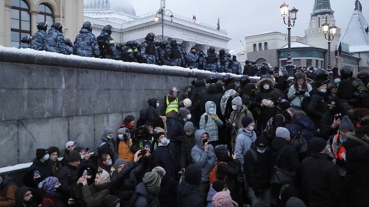 Ρωσία: Συλλήψεις έξω από το δικαστήριο όπου πρόκειται να εμφανισθεί ο Ναβάλνι