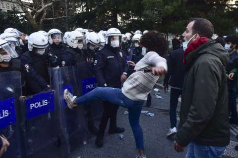 Συνεχίζονται οι διαδηλώσεις φοιτητών στην Τουρκία