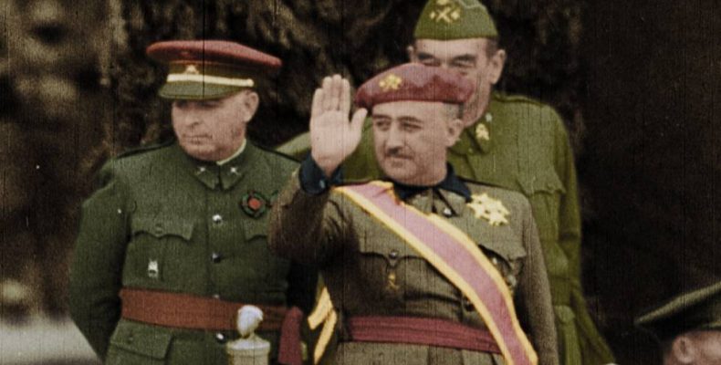 Ισπανία: Aποκαθηλώθηκε σήμερα και τελευταίο άγαλμα του δικτάτορα Φράνκο