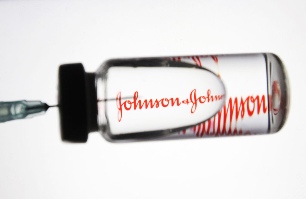 Ραγδαίες εξελίξεις για το Εμβόλιο Johnson & Johnson