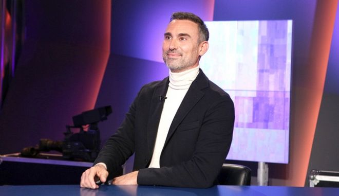 Γιώργος Καπουτζίδης: "Δε θέλω ομοφοβικούς στο θέατρό μου, να κάτσουν σπίτι τους"