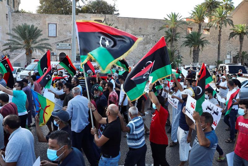 Ο μεταβατικός πρωθυπουργός της Λιβύης συγκρότησε τη νέα κυβέρνηση