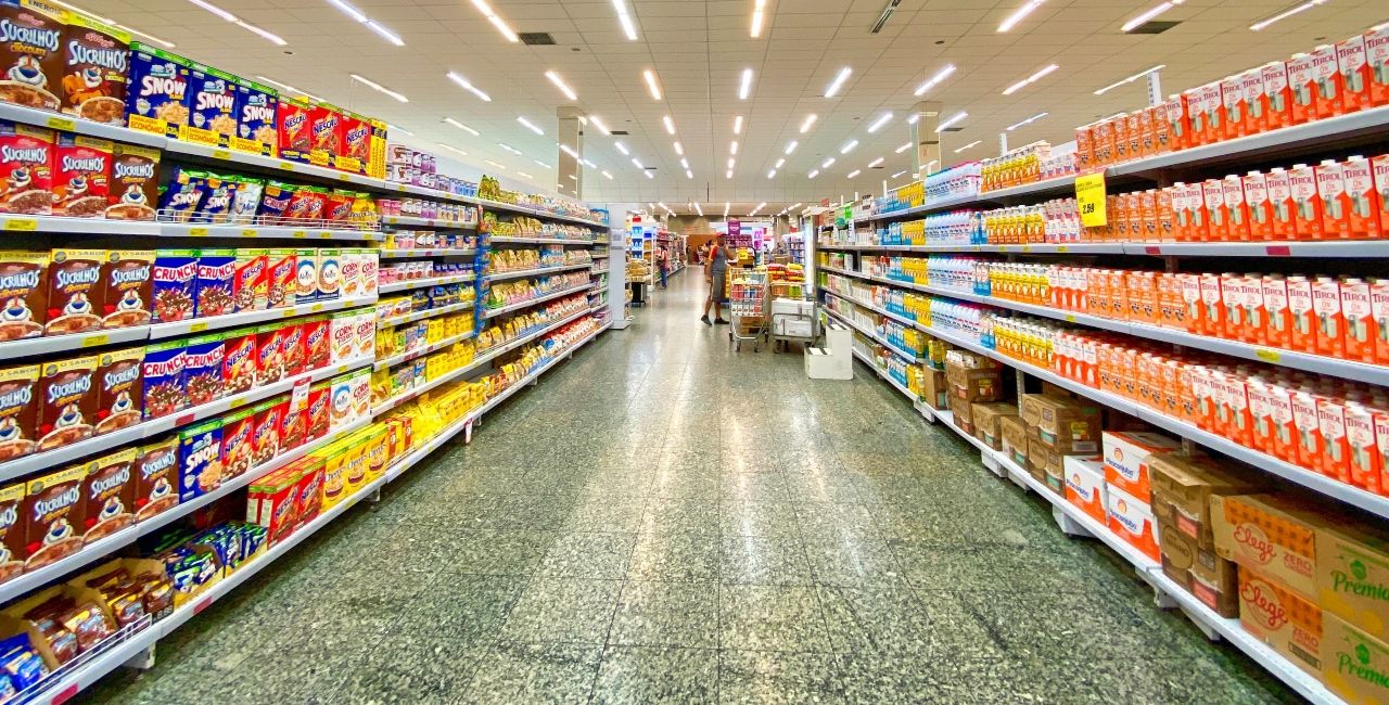 Ακρίβεια - ανατιμήσεις: Στροφή των καταναλωτών σε φθηνότερα προϊόντα με μείωση της κατανάλωσης (Βίντεο)