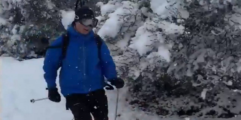 Ο Νορβηγός πρέσβης στην Ελλάδα κάνει... σκι στην Φιλοθέη [βίντεο]