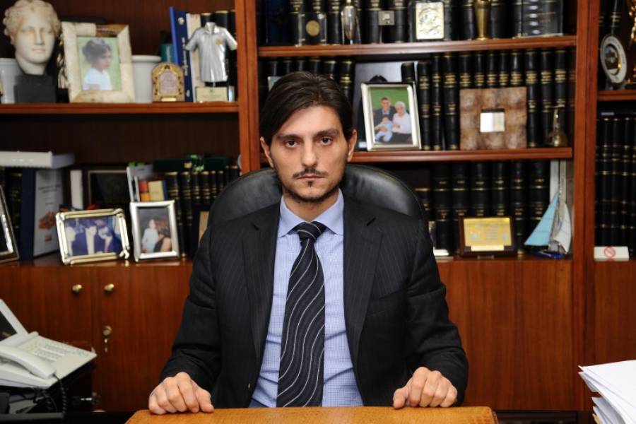 Ο Δημήτρης Γιαννακόπουλος επισκέφθηκε τον Βαγγέλη Λιόλιο στα γραφεία της ΕΟΚ