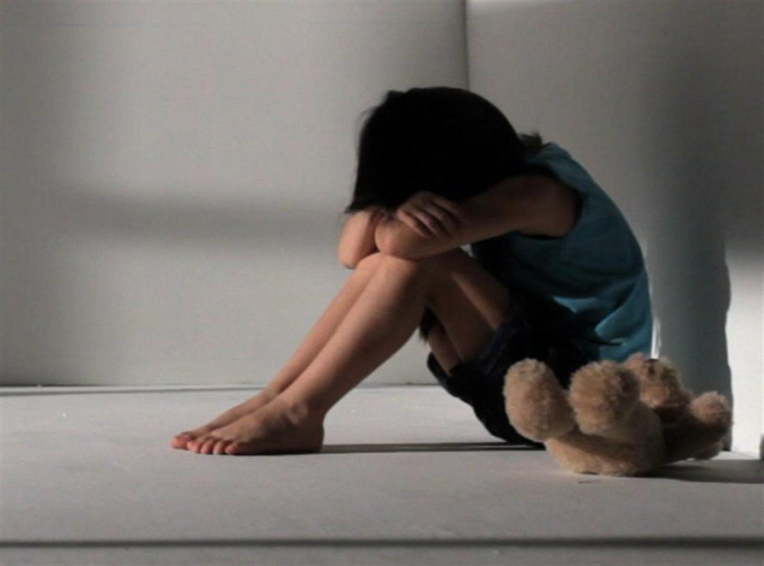 Σοκ στην Ξάνθη: Πατέρας βίαζε επί 5 χρόνια την κόρη του