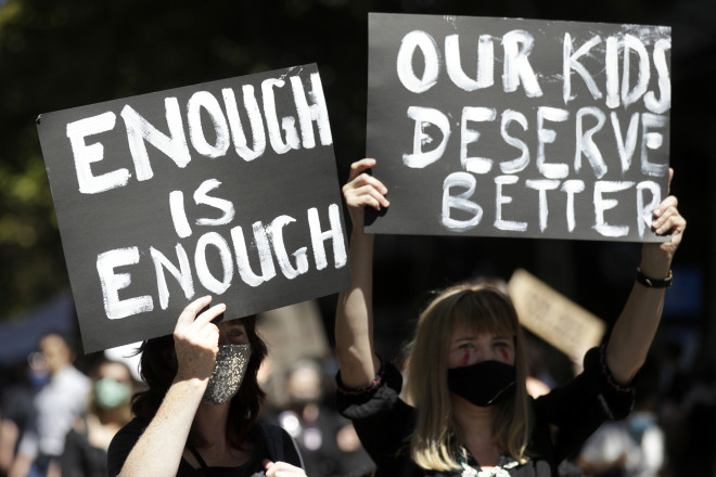 Αυστραλία: Χιλιάδες γυναίκες διαδηλώνουν στους δρόμους κατά της έμφυλης βίας και των σεξουαλικών επιθέσεων