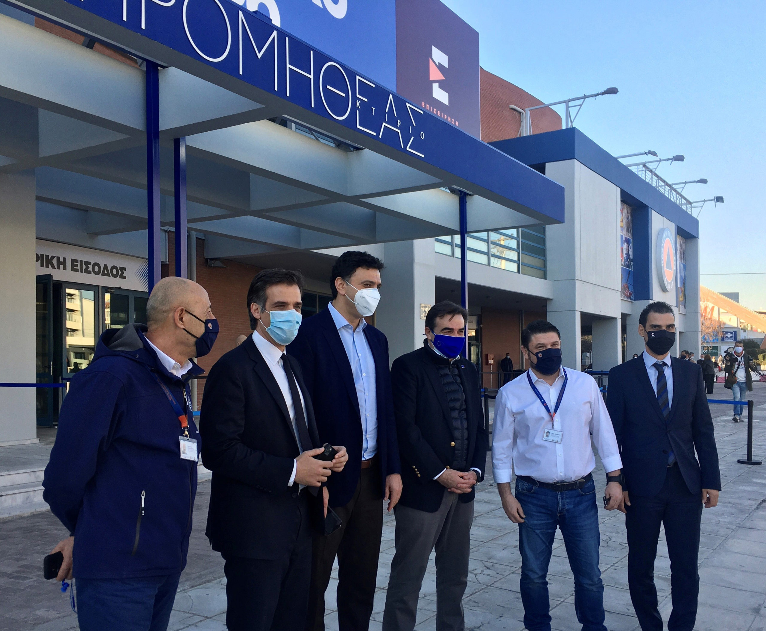 Mega εμβολιαστικό κέντρο «Προμηθέας» - Μ. Σχοινάς: Η Ελλάδα είναι πρωταθλήτρια Ευρώπης στον εμβολιασμό