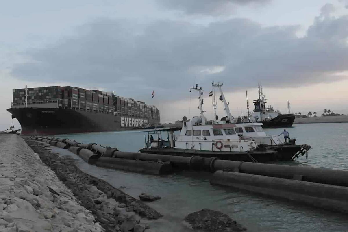 Στην επιτυχή μερική αποκόλληση του τεράστιου πλοίου Ever Given προχώρησαν οι Αρχές της Αιγύπτου [βίντεο]