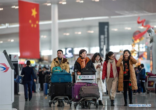 Η Κίνα καθιερώνει πρώτη το "διαβατήριο υγείας" για τα διεθνή ταξίδια