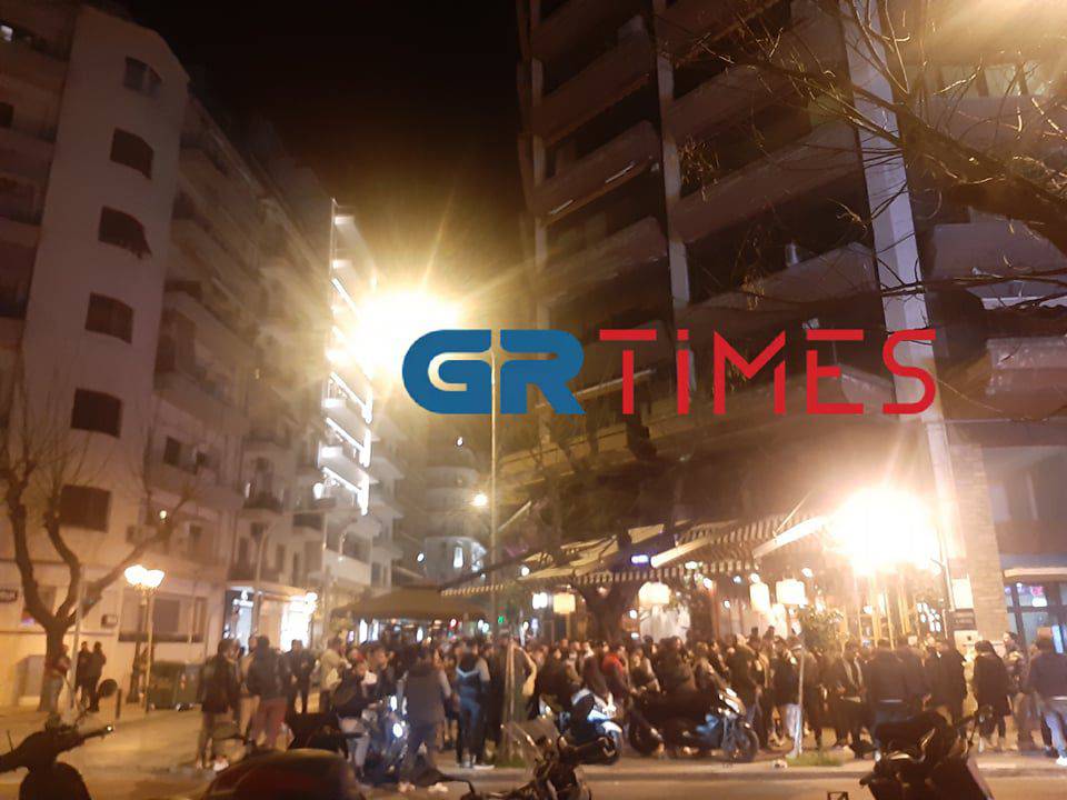 Θεσσαλονίκη:  Ο "κακός χαμός" και σήμερα σε παραλιακά καφέ μπαρ