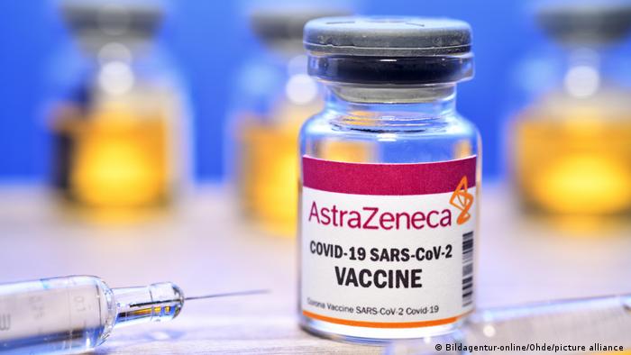 Αλλάζουν τα ηλικιακά όρια χορήγησης Astra Zeneca - Έκτακτη σύσκεψη της Επιτροπής Εμβολιασμών