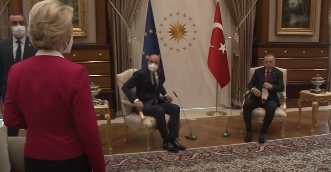 Η διπλωματική "γκάφα ολκής" του Ερντογάν στην συνάντηση με τους ηγέτες της ΕΕ (Video)