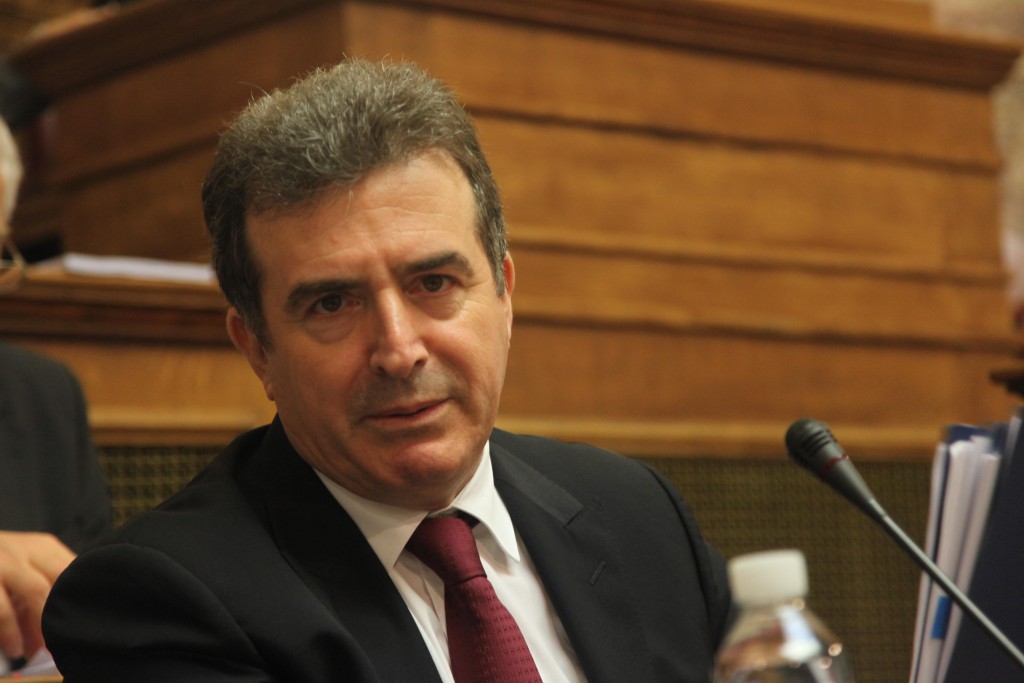 Χρυσοχοΐδης: Καλείται την Παρασκευή να δώσει εξηγήσεις στη Βουλή για την αστυνομική προστασία στον Μένιο Φουρθιώτη