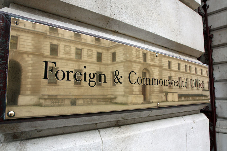 Το βρετανικό υπουργείο Εξωτερικών κάλεσε τον Ρώσο πρέσβη σε εξηγήσεις