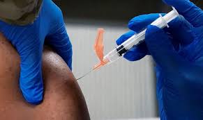 100.000 πολίτες ηλικίας 30-39 ετών, έχουν κλείσει ήδη  ραντεβού για εμβολιασμό κατά του κορωνοϊού
